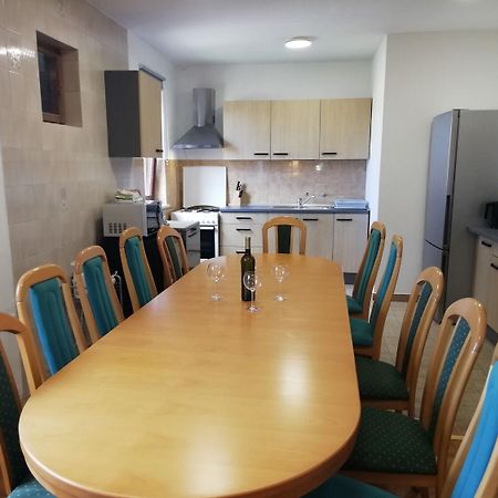 Apartments Ljilja Нин Екстериор снимка