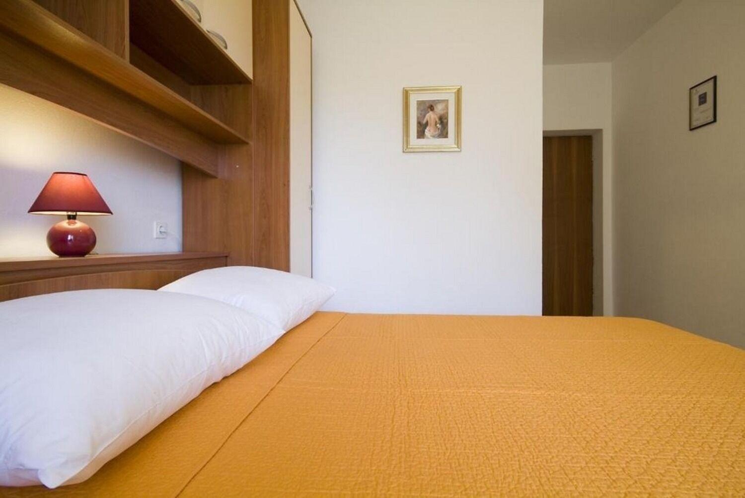 Apartments Ljilja Нин Екстериор снимка
