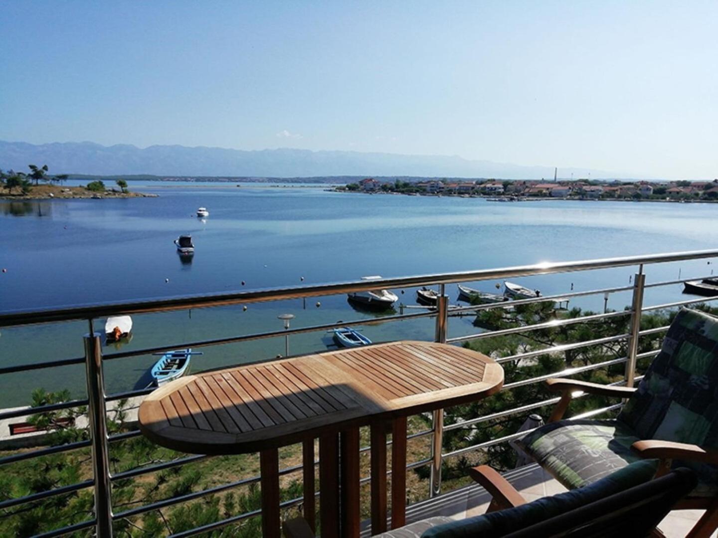 Apartments Ljilja Нин Екстериор снимка