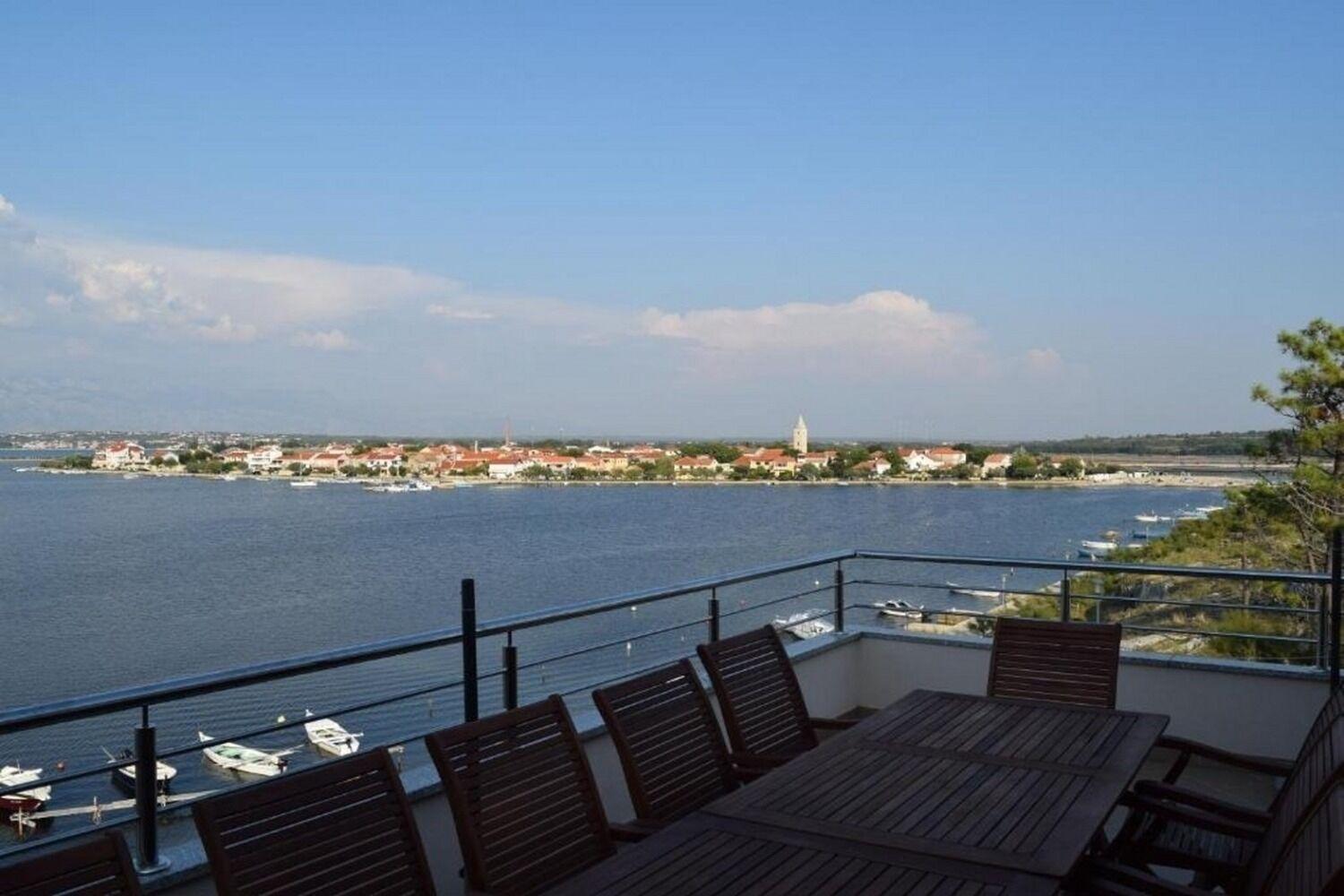 Apartments Ljilja Нин Екстериор снимка