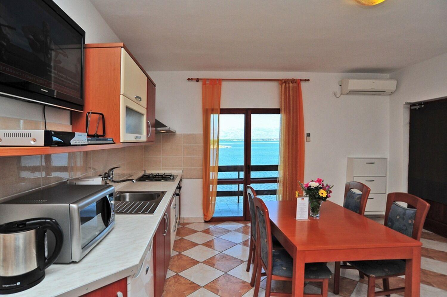 Apartments Ljilja Нин Екстериор снимка